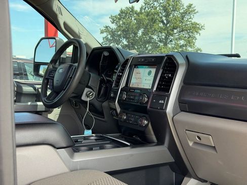Used 2019 Ford F250 XLT w/ XLT Value Package AWD/4WD image 35