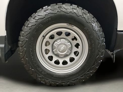 Used 2023 Chevrolet Silverado 1500 W/T w/ WT Value Package image 30