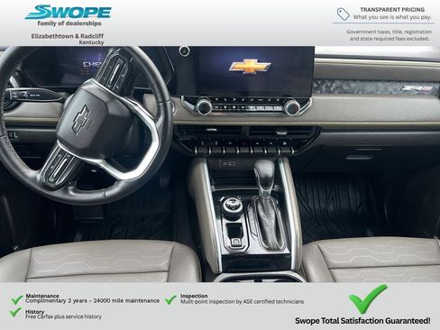 Used 2025 Chevrolet Colorado ZR2 w/ Technology Package AWD/4WD image 13