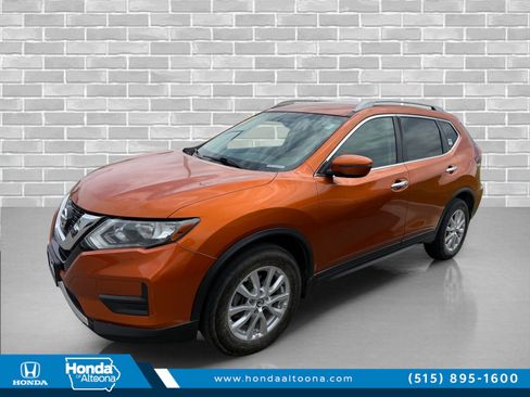 Used 2018 Nissan Rogue SV AWD/4WD image 1