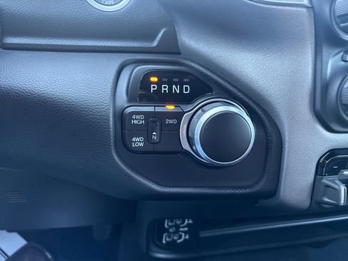 Used 2024 RAM 2500 Big Horn w/ Bed Utility Group image 25