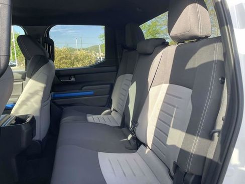 Used 2024 Toyota Tacoma TRD Off-Road AWD/4WD image 16