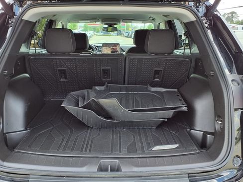 Used 2024 Chevrolet Blazer LT w/ Convenience Package FWD image 18