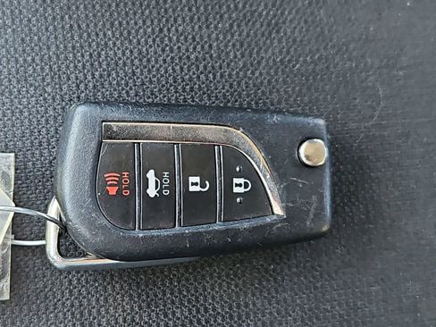 Used 2022 Toyota Corolla LE FWD image 34