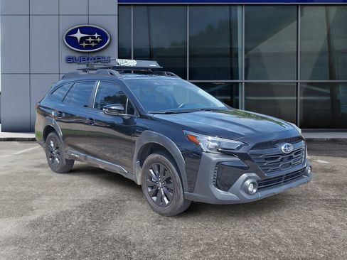 Used 2024 Subaru Outback Onyx Edition AWD/4WD image 2