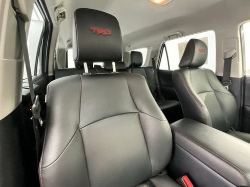 Used 2024 Toyota 4Runner TRD Off-Road Premium AWD/4WD image 13