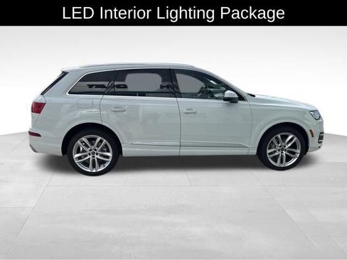 Used 2018 Audi Q7 3.0T Prestige w/ Prestige Package AWD/4WD image 9