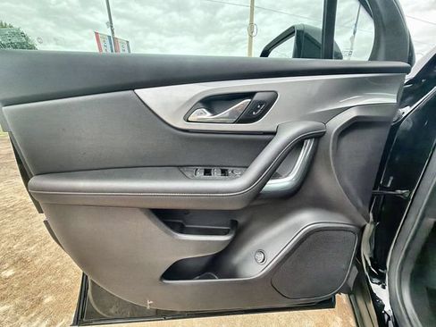 Used 2023 Chevrolet Blazer LT w/ Convenience Package FWD image 21