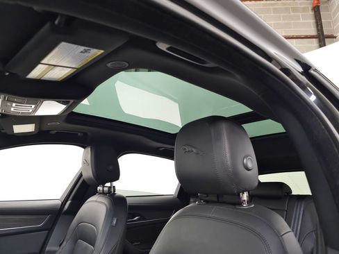 Used 2022 Jaguar F-PACE S AWD/4WD image 19