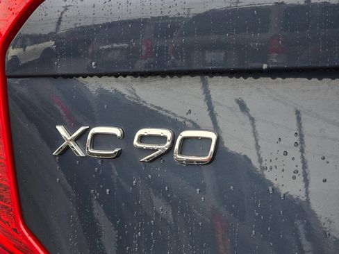 Used 2022 Volvo XC90 T5 Momentum w/ Advanced Package AWD/4WD image 14