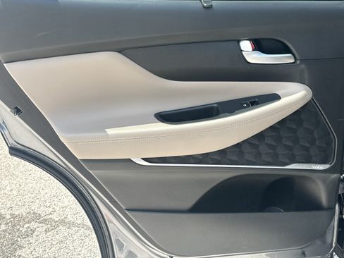 Used 2019 Hyundai Santa Fe Limited FWD image 22