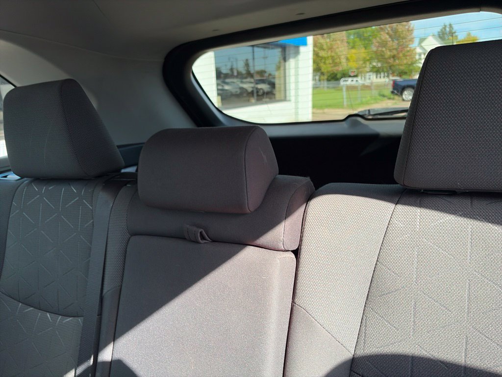 Used 2022 Toyota RAV4 XLE w/ Convenience Package AWD/4WD image 29
