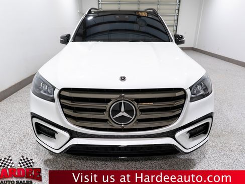 Used 2025 Mercedes-Benz GLS 450 4MATIC image 7