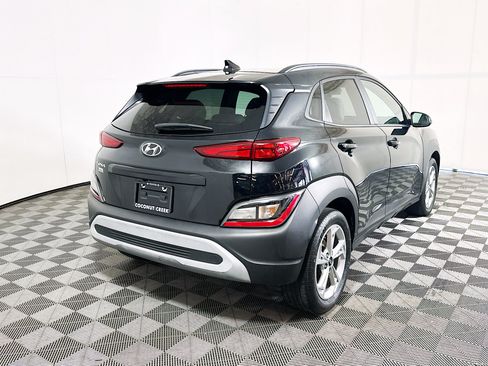Used 2023 Hyundai Kona SEL FWD image 3