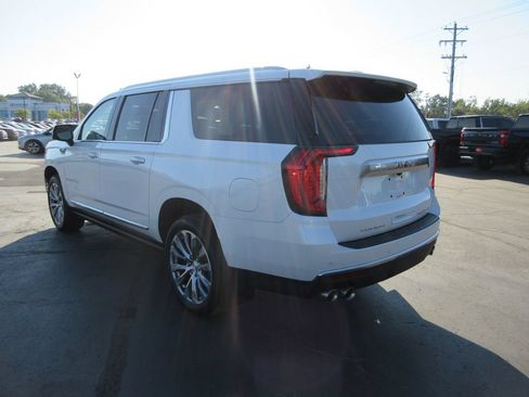 Used 2023 GMC Yukon XL Denali AWD/4WD image 9