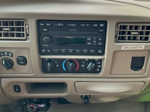 Used 2003 Ford F250 King Ranch AWD/4WD image 13