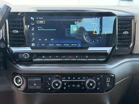 Used 2024 Chevrolet Silverado 3500 LTZ w/ LTZ Convenience Package image 19