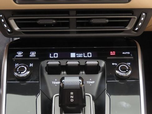 Certified 2023 Porsche 911 Turbo AWD/4WD image 25