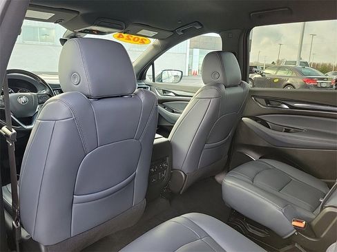 Used 2024 Buick Enclave Premium image 13