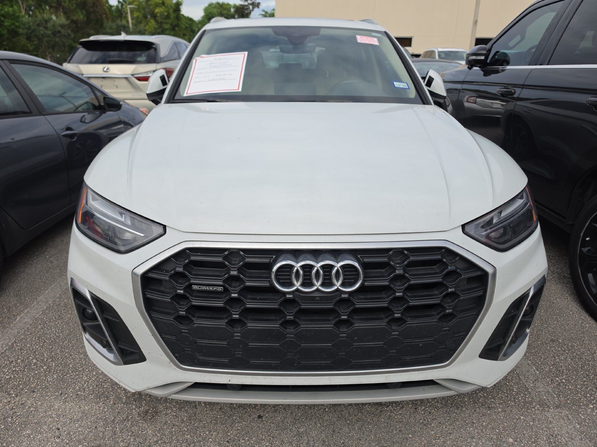 Used 2023 Audi Q5 2.0T Premium Plus w/ Premium Plus Package AWD/4WD image 2