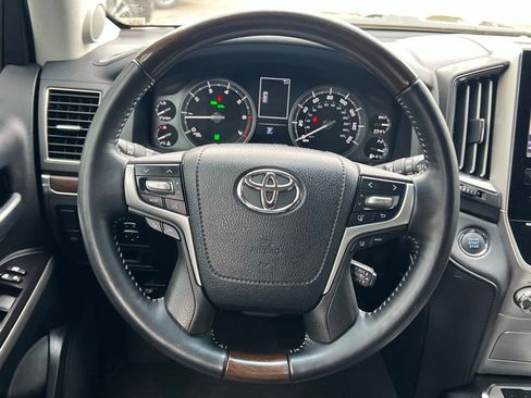 Used 2021 Toyota Land Cruiser AWD/4WD image 23
