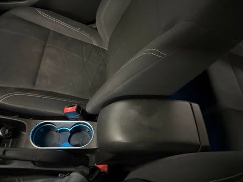 Used 2015 Ford Fiesta SE w/ Comfort Package FWD image 34