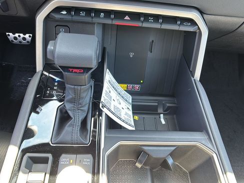 New 2026 Toyota Tundra Limited AWD/4WD image 26