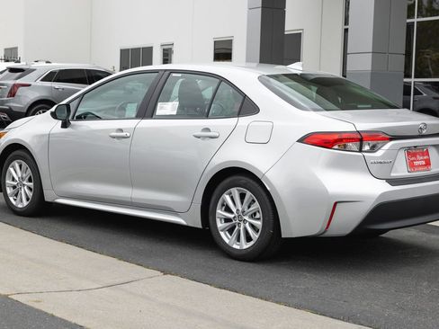 New 2026 Toyota Corolla LE w/ LE Premium Package FWD image 6