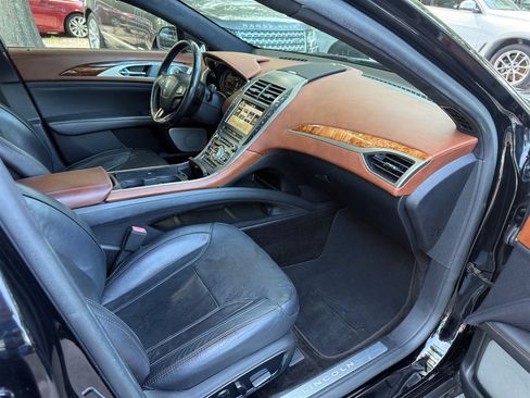 Used 2018 Lincoln MKZ Black Label w/ Technology Package FWD image 19