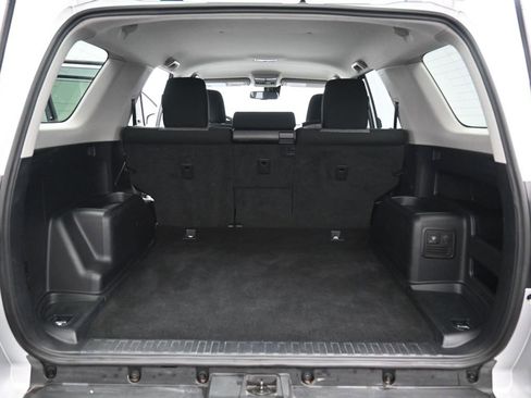 Used 2024 Toyota 4Runner SR5 image 29