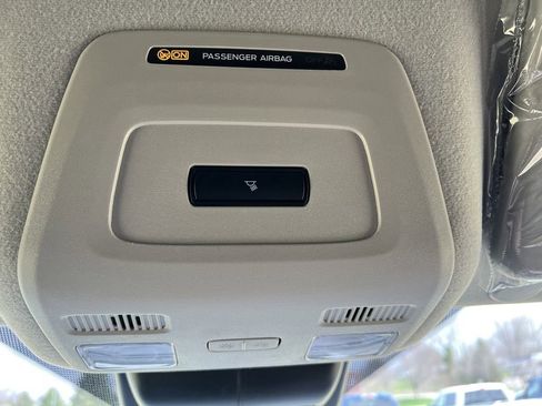 New 2026 Ford Transit 250 148 Medium Roof RWD image 23