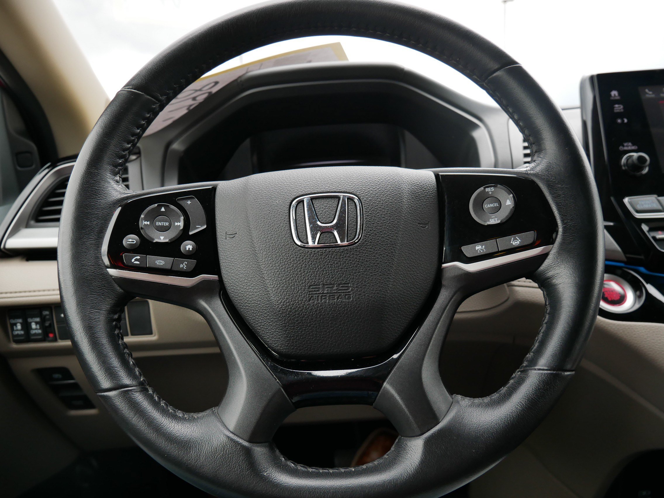 Used 2022 Honda Odyssey Touring image 23