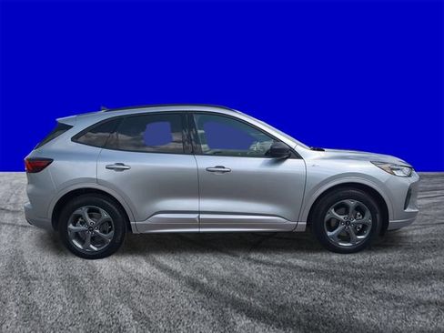 Certified 2023 Ford Escape ST-Line w/ Tech Pack #1 FWD image 3
