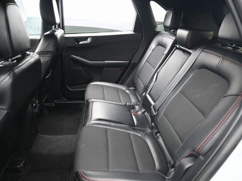 Used 2025 Ford Escape ST-Line image 29