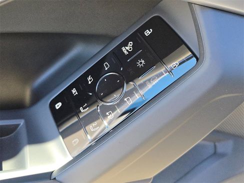 New 2025 Audi Q5 Premium Plus w/ Premium Plus image 29