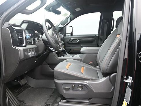 New 2026 GMC Sierra 2500 AT4 w/ AT4 Premium Plus Package image 10