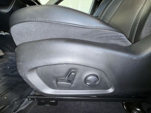 Used 2023 Jeep Compass High Altitude w/ Driver Assist Group I AWD/4WD image 14