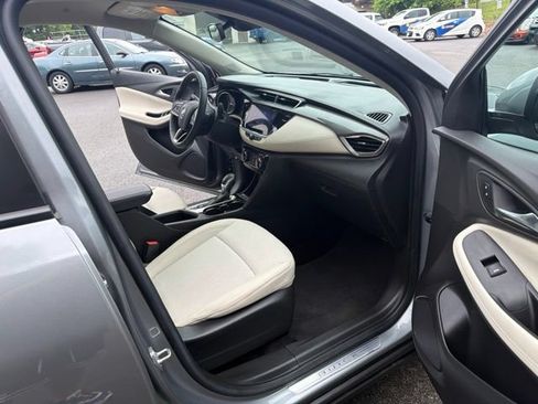 Used 2023 Buick Encore GX Preferred w/ Cold Weather Comfort Package FWD image 27