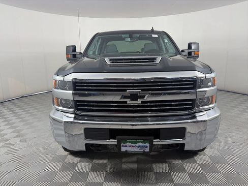 Used 2017 Chevrolet Silverado 3500 W/T w/ WT Convenience Package AWD/4WD image 2