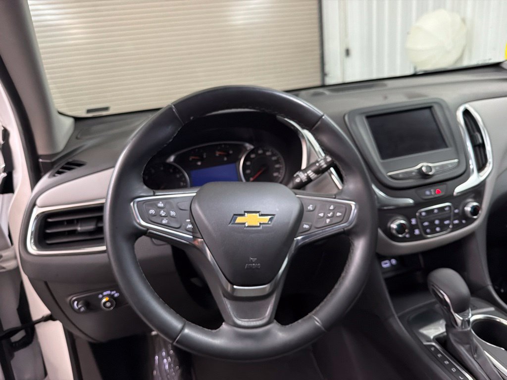 Used 2024 Chevrolet Equinox LT FWD image 16