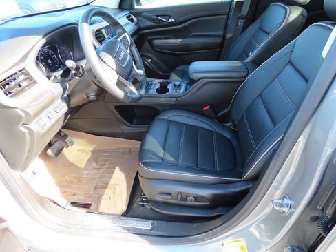 Used 2023 GMC Acadia Denali image 40