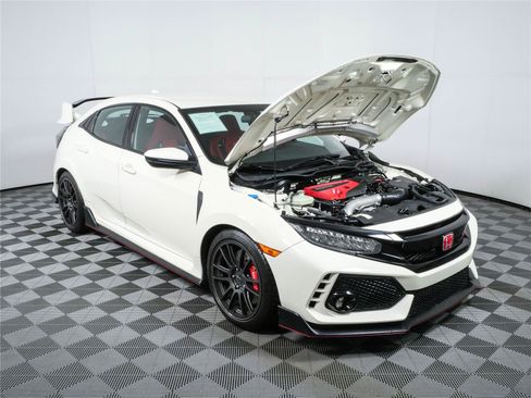 Used 2017 Honda Civic Type R image 31