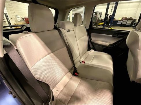Used 2018 Subaru Forester 2.5i Premium AWD/4WD image 27