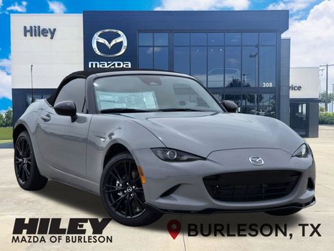 New 2026 MAZDA MX-5 Miata Club w/ Interior Package RWD image 1