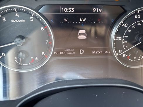 Used 2023 Mitsubishi Outlander SE image 18