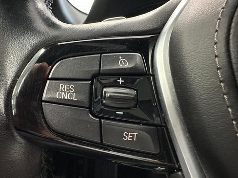 Used 2019 BMW 530i w/ Convenience Package RWD image 34
