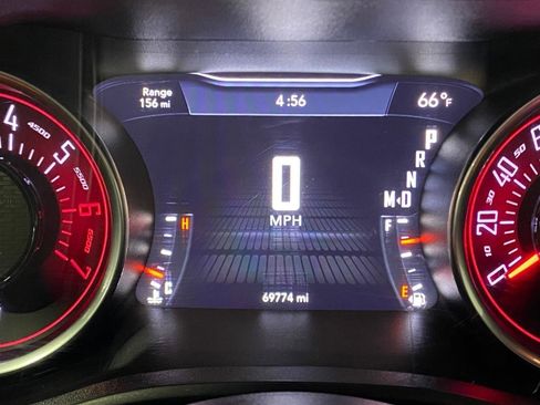 Used 2018 Dodge Challenger R/T w/ Driver Convenience Group RWD image 16
