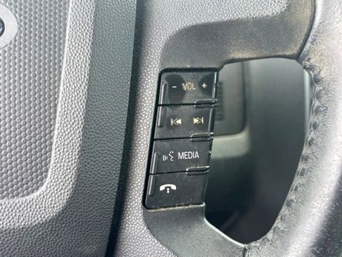 Used 2011 Ford Escape Limited w/ 302A Rapid Spec Order Code FWD image 19