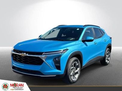 Certified 2025 Chevrolet Trax LT w/ Driver Confidence Package