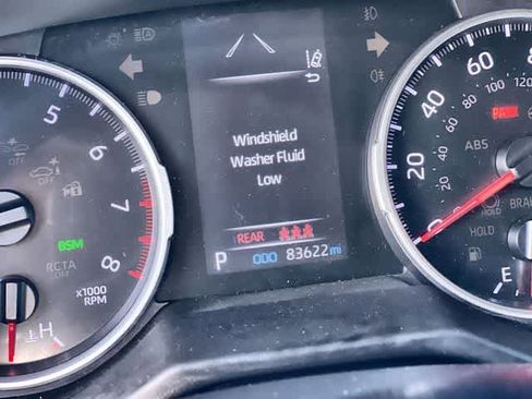 Used 2020 Toyota RAV4 XLE image 19